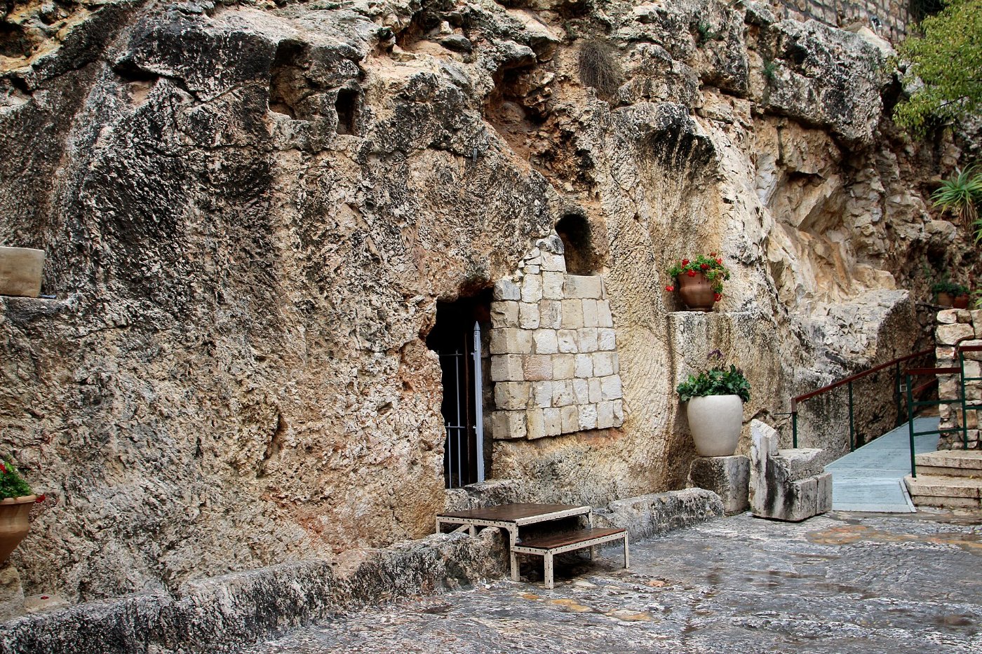 The open doorway of the Garden Tomb in Jerusalem